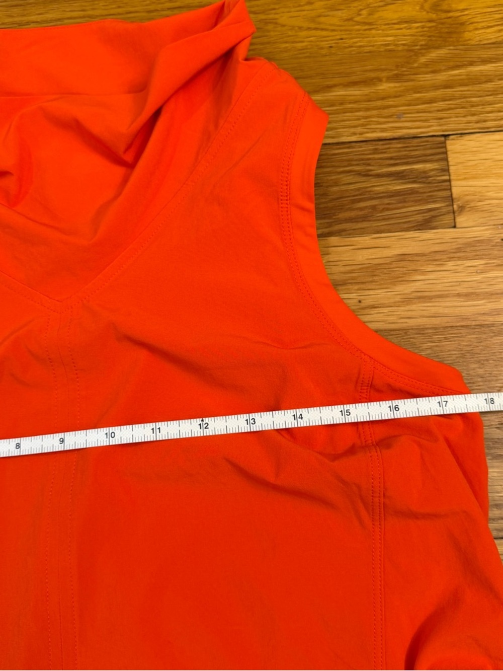 Athleta Venture Out Tanks in Vibrant Orange - Size Medium - Picture 3 of 8